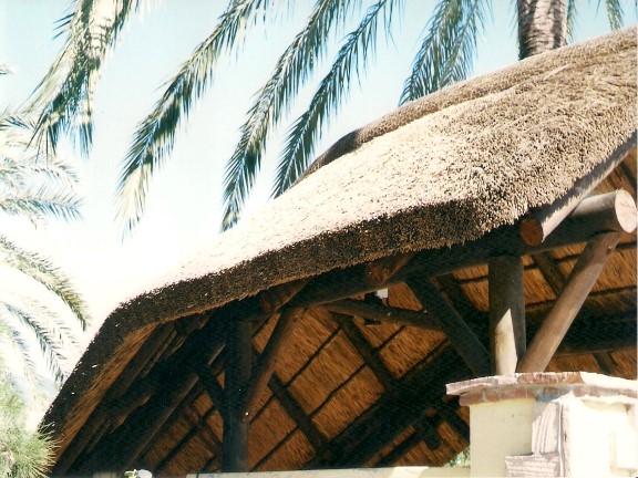 Pergola en junco africano para zoo