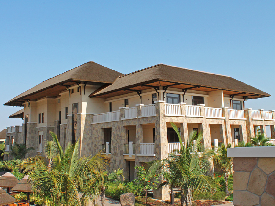 Pérgola de junco africano en hotel