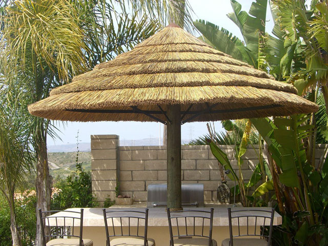 Sombrilla de junco africano terraza